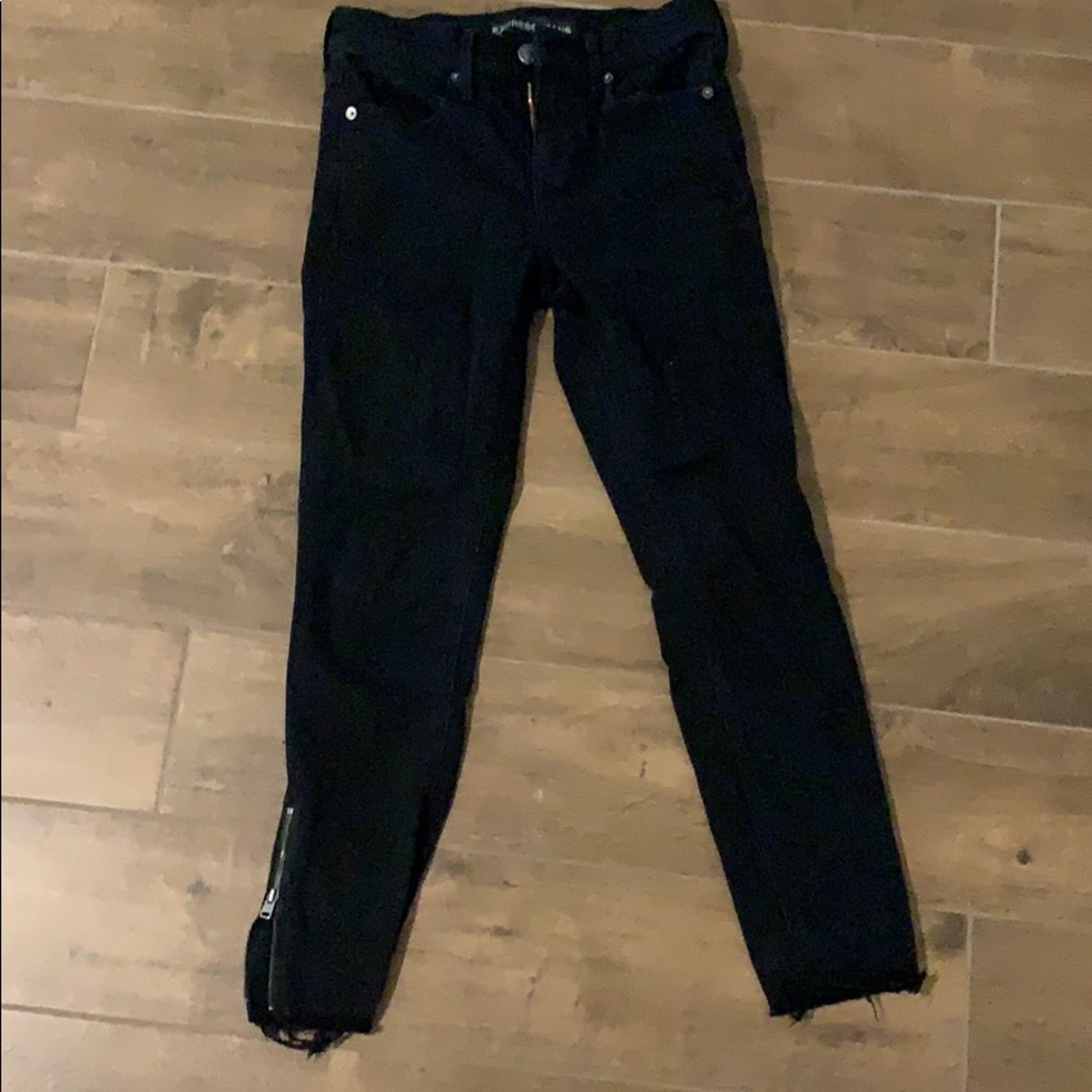 Mid rise black express jeans